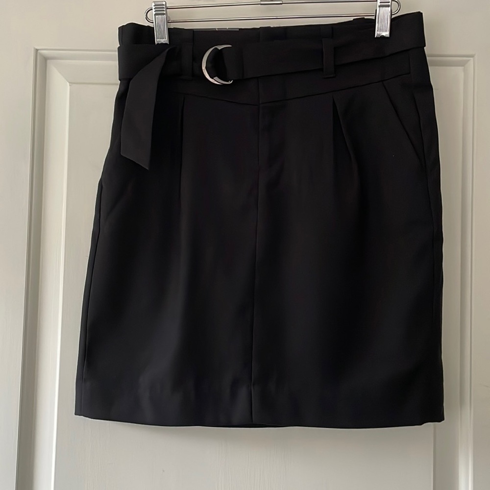 Banana Republic ladies black skirt